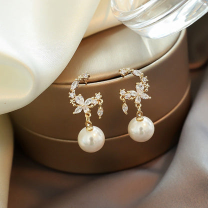2021 New Korean Style Contracted Heart Pearl Earrings For Women Sweet Flower Zircon Geometric Stud Earring Girl Party Jewelry